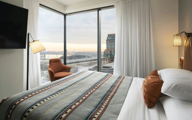 photo 4 of Moxy Louisville Downtown