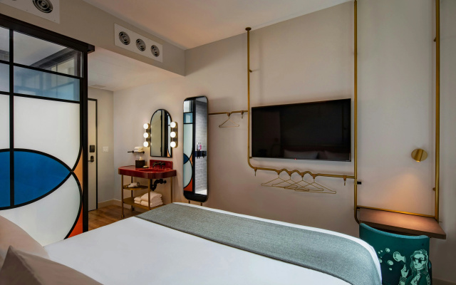 photo 3 of Moxy NYC Lower East Side