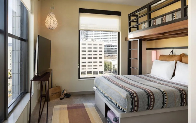 photo 3 of Moxy Oakland Downtown, A Marriott Hotel