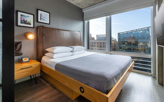 photo 3 of Moxy Washington DC Downtown