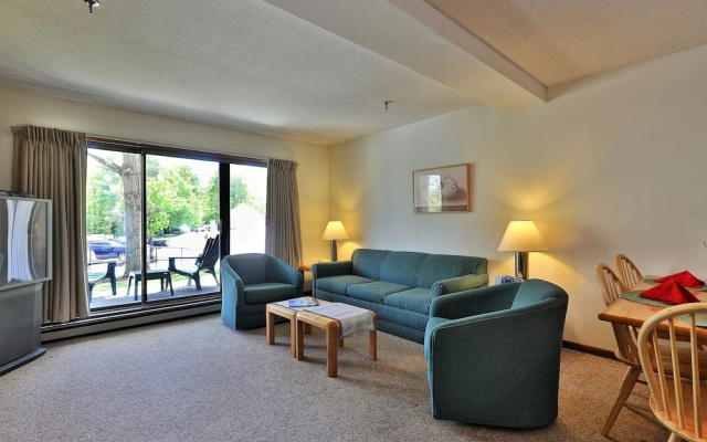 photo 2 of Mt Green 2br/2ba Condo: Close to Killington. Hot Tub. Pool. 3a07