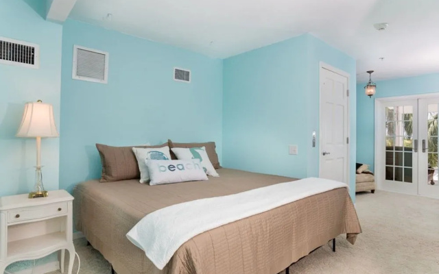 photo 4 of Murmond-Captiva