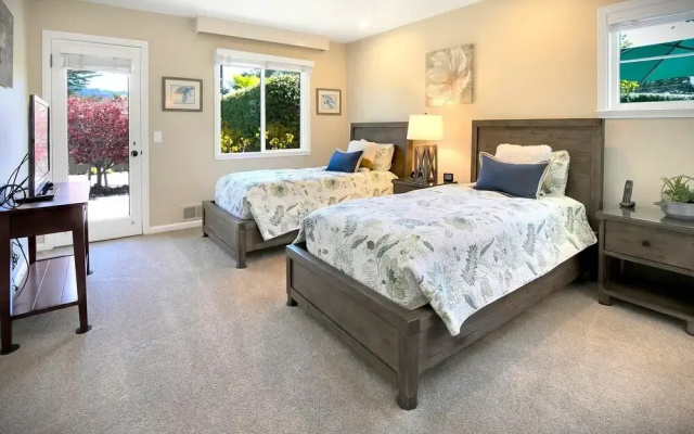 photo 4 of Mv14: Beach Retreat Close To The Beach And Carmel