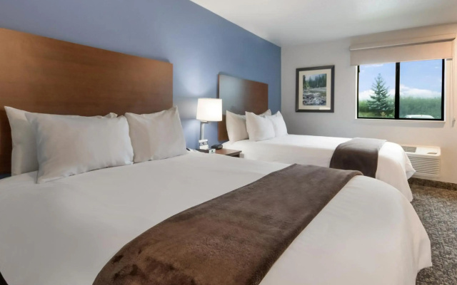 photo 2 of My Place Hotel - Davenport/Quad Cities IA