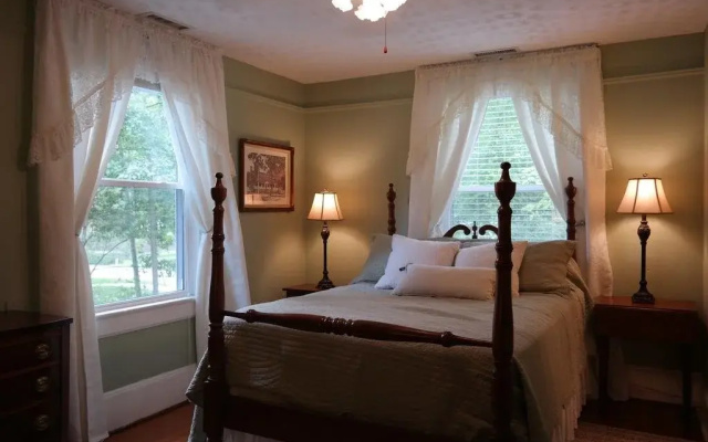 photo 3 of My Place Inn