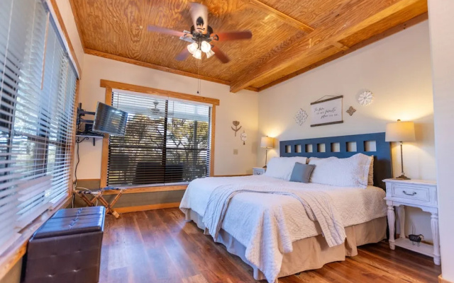 photo 3 of Mystic Hill Suites