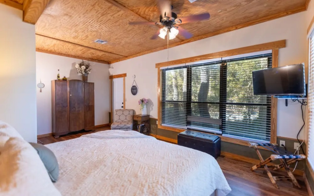 photo 5 of Mystic Hill Suites