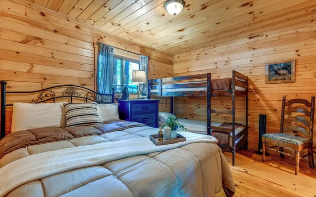 photo 4 of Bryson City Cabin in Smoky Mtn w/ Resort Amenities