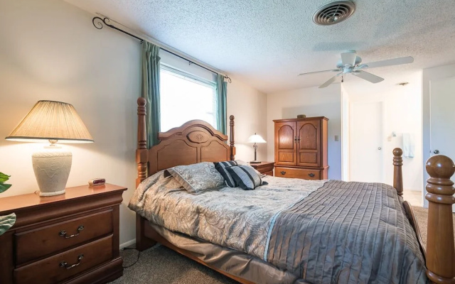 photo 4 of Nantucket Home, 2 Bedrooms, Private Pool, Fenced Yard, Sleeps 6