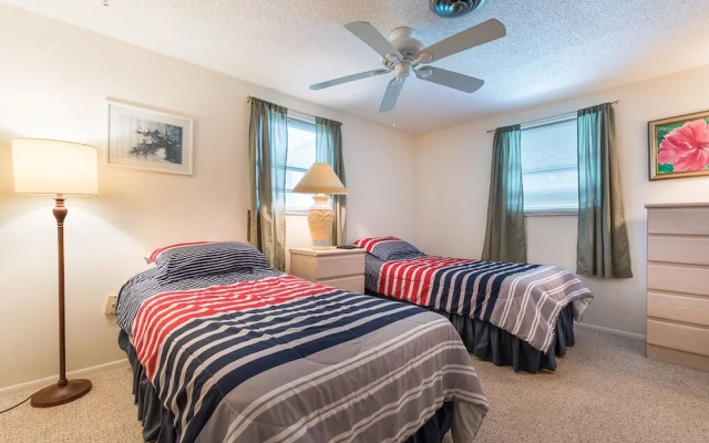 photo 5 of Nantucket Home, 2 Bedrooms, Private Pool, Fenced Yard, Sleeps 6