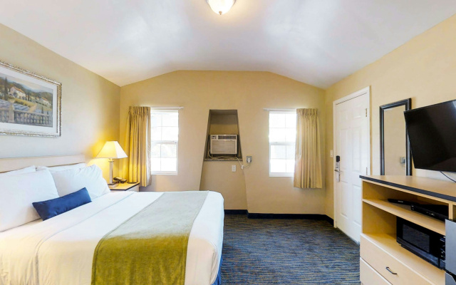photo 3 of Napa Discovery Inn