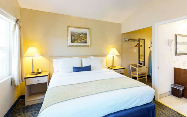 photo 4 of Napa Discovery Inn