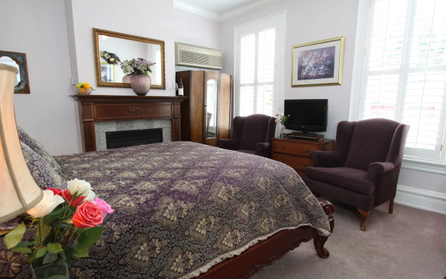 photo 4 of Napa Inn
