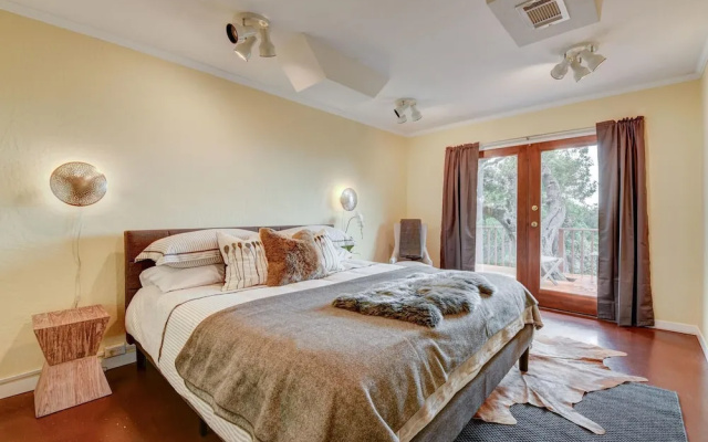 photo 2 of Napa Valley Guest House 2 Bedrooms 1 Bathroom Cottage by Redawning