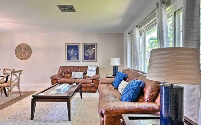 photo 3 of Naples Paradise w/ Private Pool, 4 Mi to Beach!