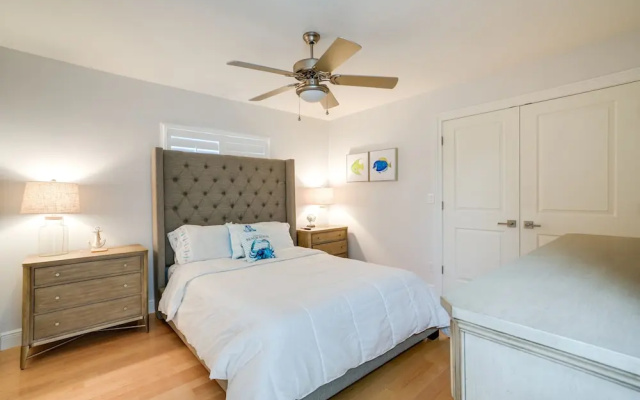photo 3 of Naples Park Rental w/ Hot Tub ~ 1 Mi to Beach!