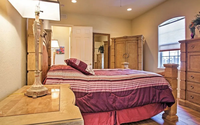 photo 3 of Naples vacation Rental, private pool, close to Vanderbilt Beach and De