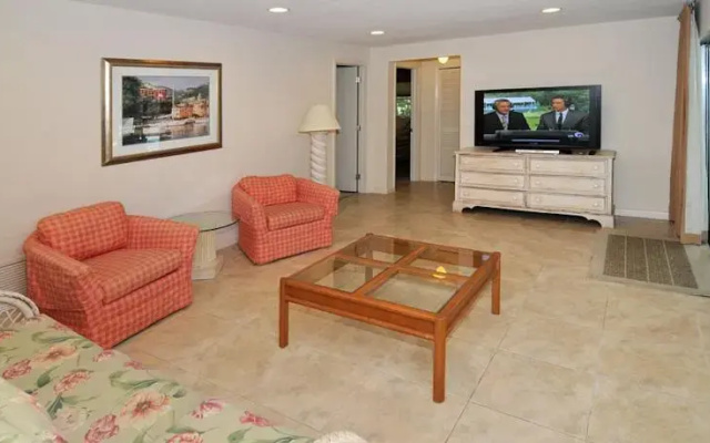photo 3 of NaplesFloridaVacationHomes.com: Monte Carlo Vacation Rental Home