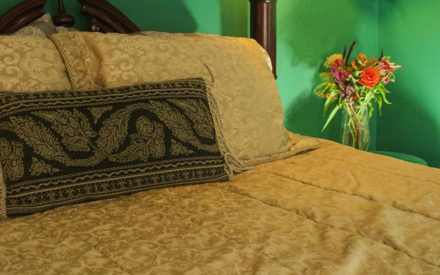 photo 3 of Napoleon's Retreat B&B