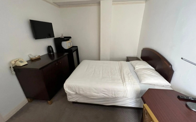 photo 3 of Nash Hotel