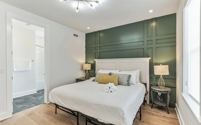 photo 2 of Nashville Modern Gem