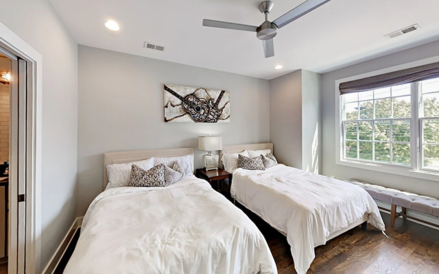 photo 3 of Nashville Townhome Unit A by RedAwning