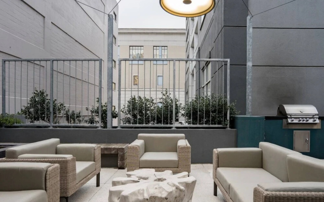 photo 2 of Nashville's #1 Location 2BR/2BATH - Free Parking - Music City! (CH1)