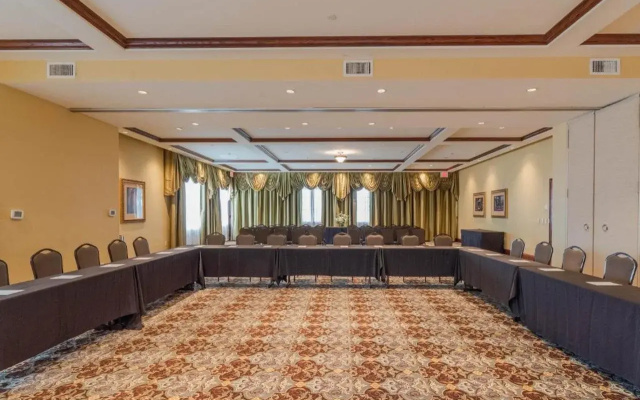 photo 5 of Natchez Grand Hotel & Suites On the River