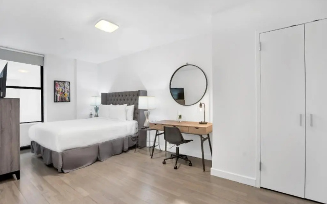 photo 2 of National at 888 Sixth Avenue - Furnished Apartments