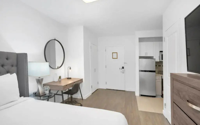 photo 3 of National at 888 Sixth Avenue - Furnished Apartments
