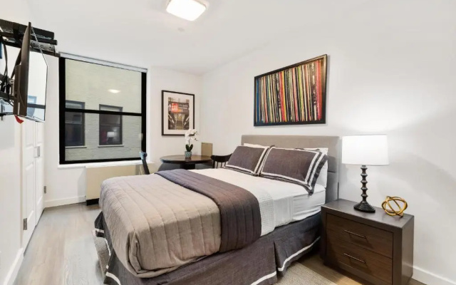 photo 4 of National at 888 Sixth Avenue - Furnished Apartments