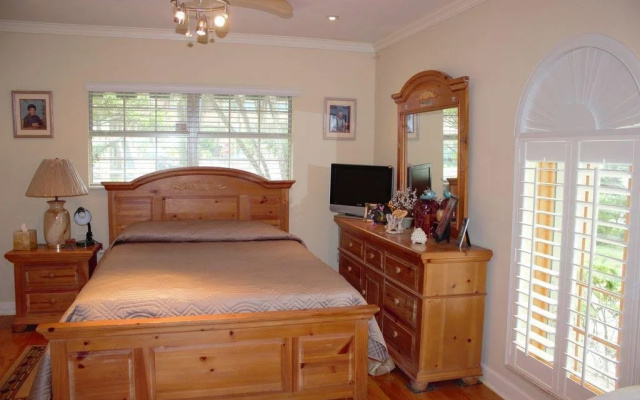 photo 3 of Nautical House
