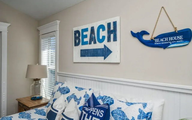 photo 4 of Nautical Tides