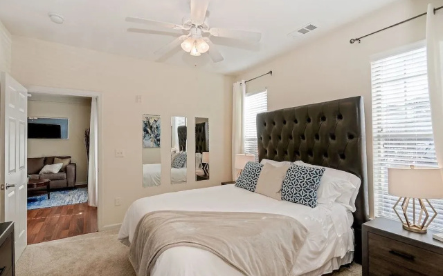 photo 3 of Apartment near Suntrust Park