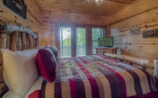 photo 4 of Nestled In by Escape to Blue Ridge