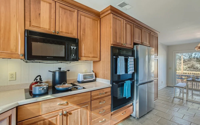 photo 5 of NEW- Family Friendly Ranch Home Near Nashville! (TA)