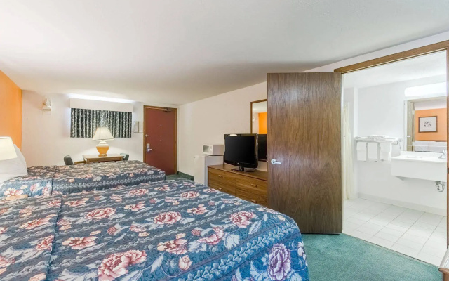 photo 3 of AmeriVu Inn - New Hampton