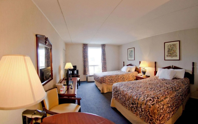 photo 4 of New Hartford Hotel
