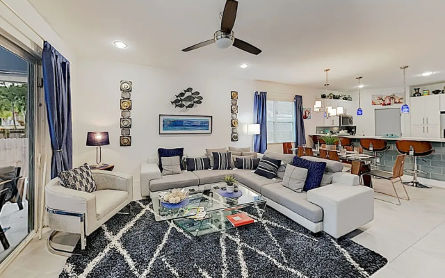 photo 5 of New Listing! Beautifully Renovated W/ Pool 3 Bedroom Home