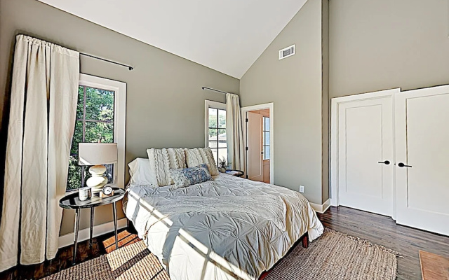 photo 5 of New Listing! Brand-new 2,235 Square Foot Townhome 3 Bedroom Townhouse