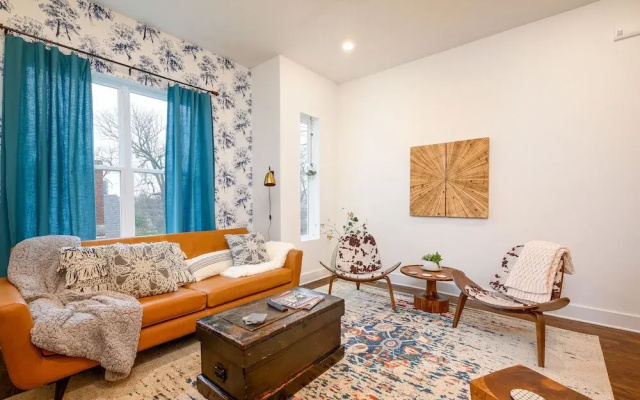 photo 2 of New Listing! Brand-new Hillsboro Ge Townhome 3 Bedroom Condo