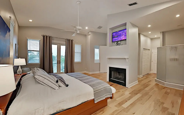 photo 5 of New Listing! Canalside W/ Pool, Walk To Beach 3 Bedroom Home