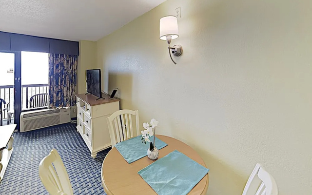 photo 5 of New Listing! Coastal Escape W/ Pools & Hot Tubs 1 Bedroom Apts