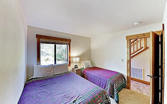 photo 5 of New Listing! Creekside Townhome Near Northstar Townhouse
