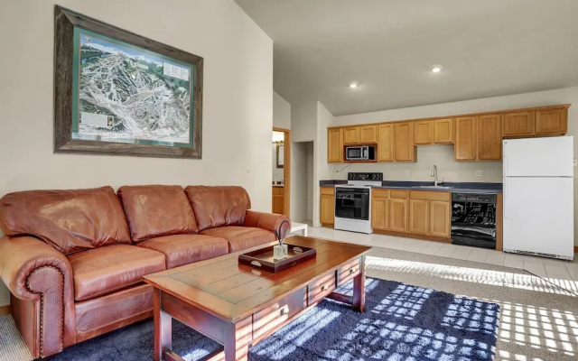 photo 2 of New Listing! Dazzling Custom , Near Skiing 5 Bedroom Home