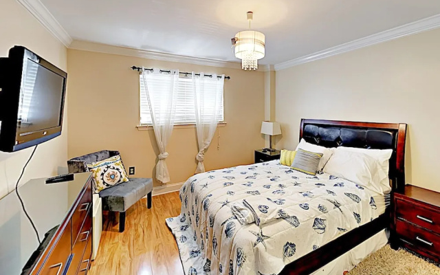 photo 5 of New Listing! Family W/ Resort Amenities 2 Bedroom Condo
