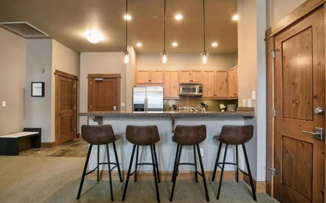 photo 3 of New Listing in the Heart of the Village at Northstar! Iron Horse South 106