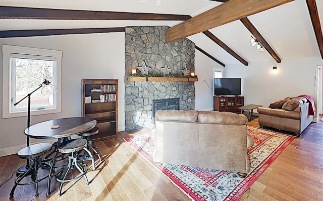 photo 4 of New Listing! Lavish New-build W/ Hot Tub & Firepit 3 Bedroom Home