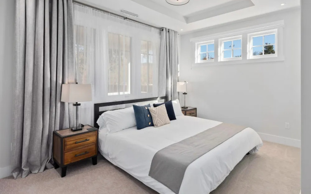 photo 3 of New Listing! Luxe Brand-New Home in Wine Country home