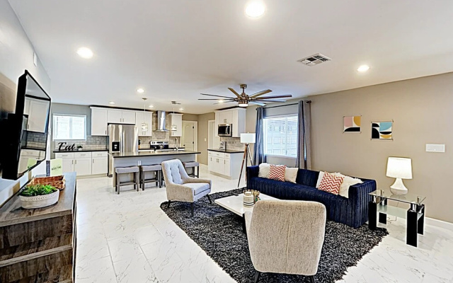 photo 2 of New Listing! Luxury Home: Heated Lagoon-Style Pool Home